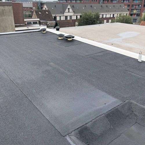 Een nieuw bitumen dak in Groesbeek